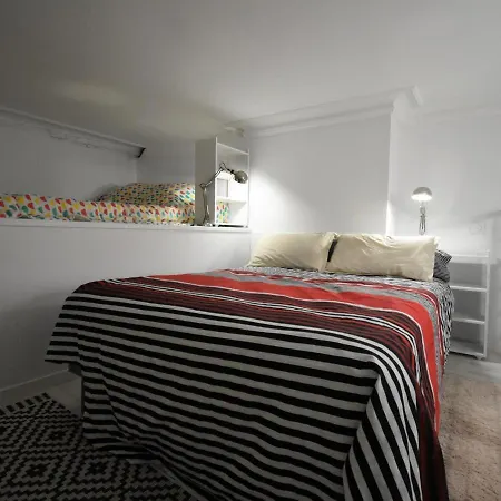 T2 Bis Renove A Centre Avec 2 Terrasses, Clim, Parking, Proche Et Gare. - Fr-1-420-84