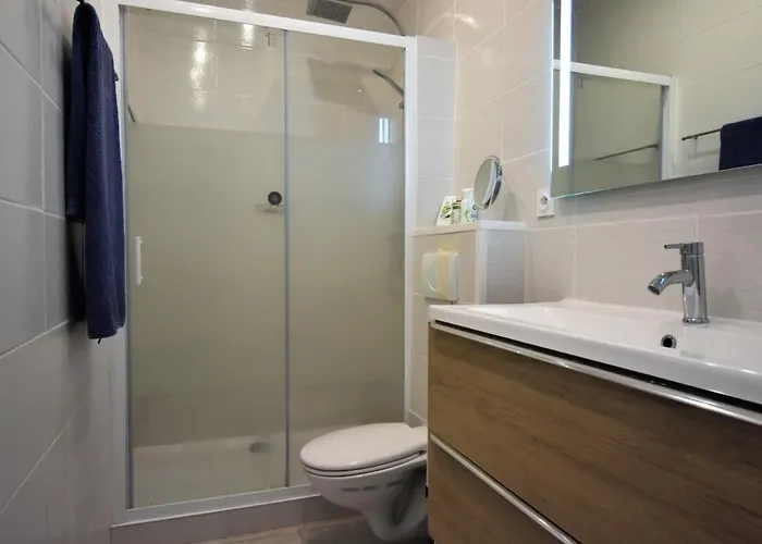 T2 Bis Renove A Centre Avec 2 Terrasses, Clim, Parking, Proche Et Gare. - Fr-1-420-84 Lejlighed